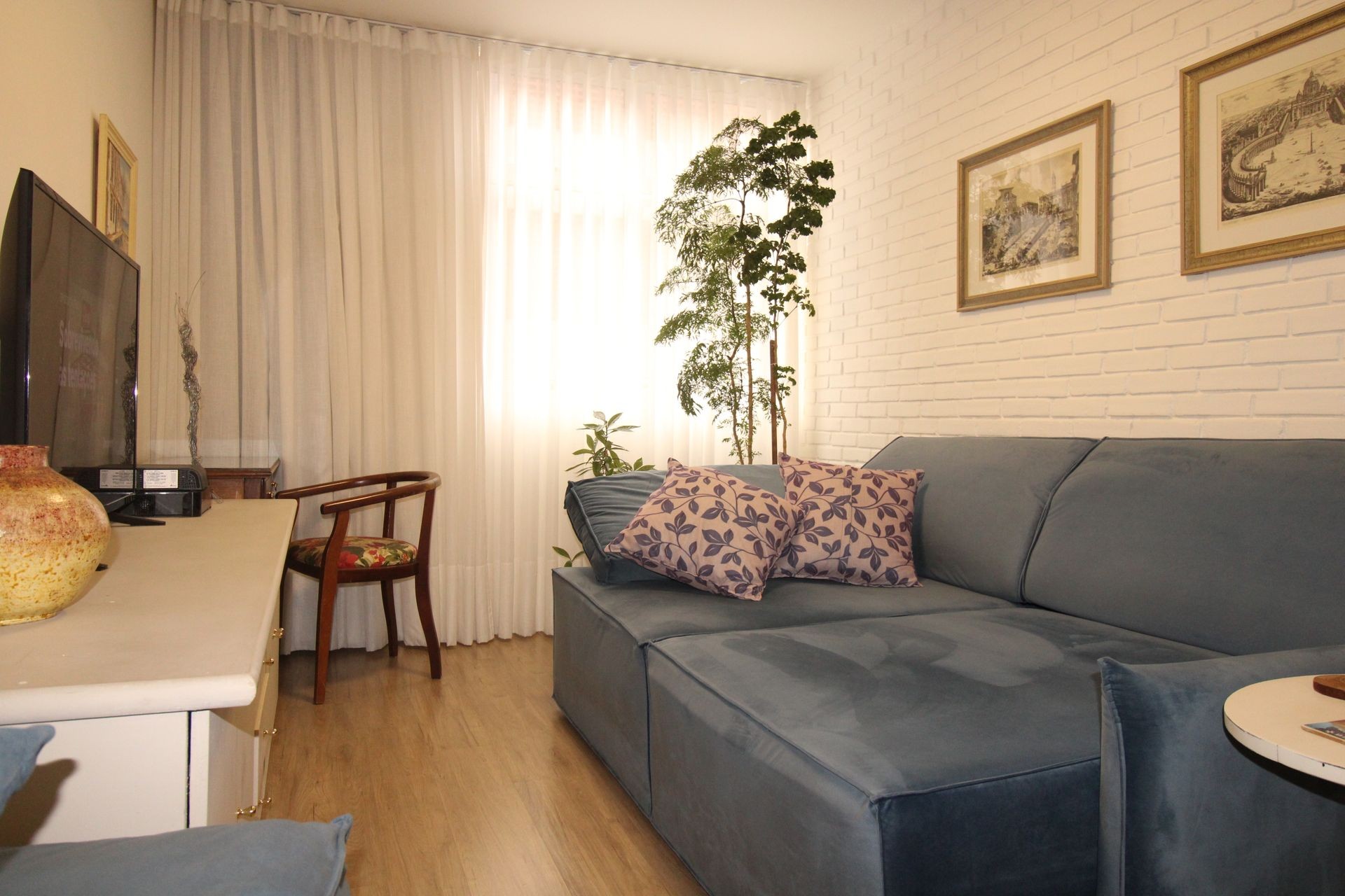 Apartamento 1 Quarto em bairro nobre (VIL-01)